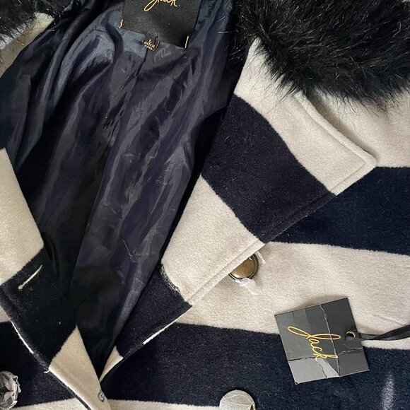 NWT Jack by BB Dakota Striped Peacoat Size L - Navy White Faux Fur Collar - Picture 11 of 16